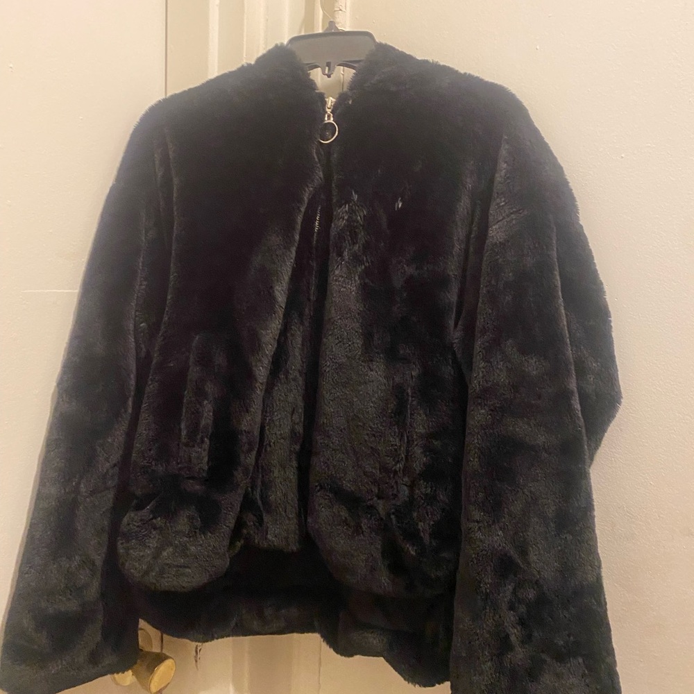 Black puffy jacket